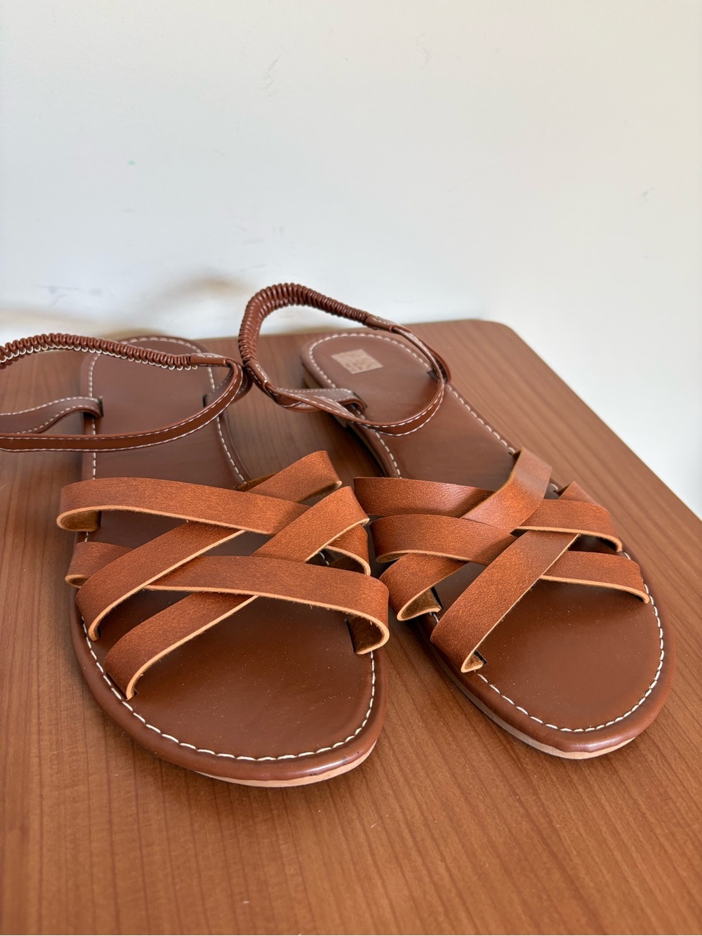 NWOB Tan Strappy Flat Sandals Elastic Ankle Strap Coastal Neutral Boho Size 10.5 - Picture 6 of 7